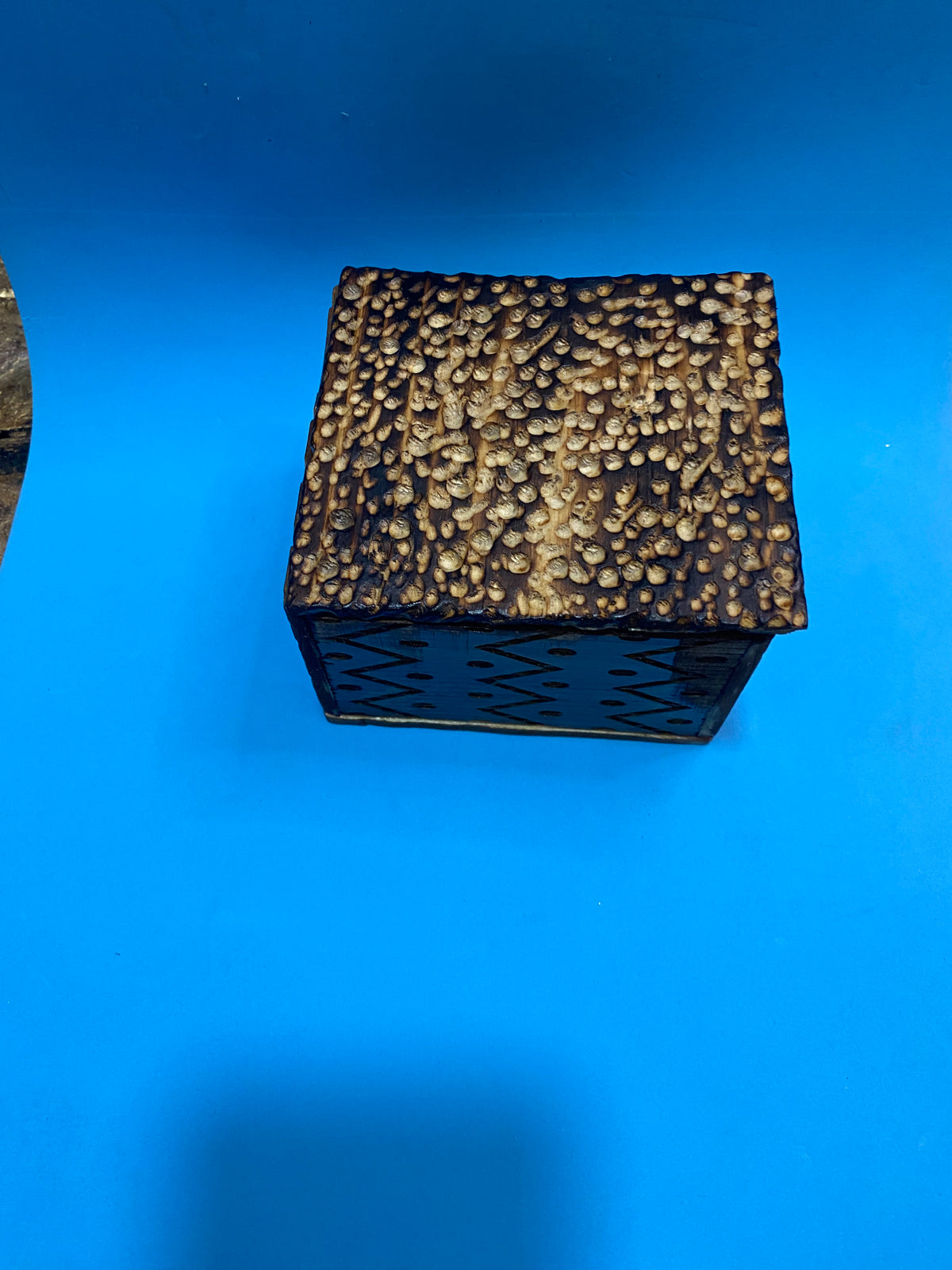 Zig Zag Box