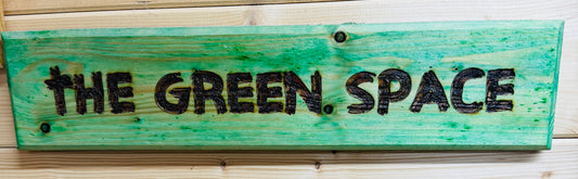 🌿 “THE GREEN SPACE” – Handmade Garden Sig