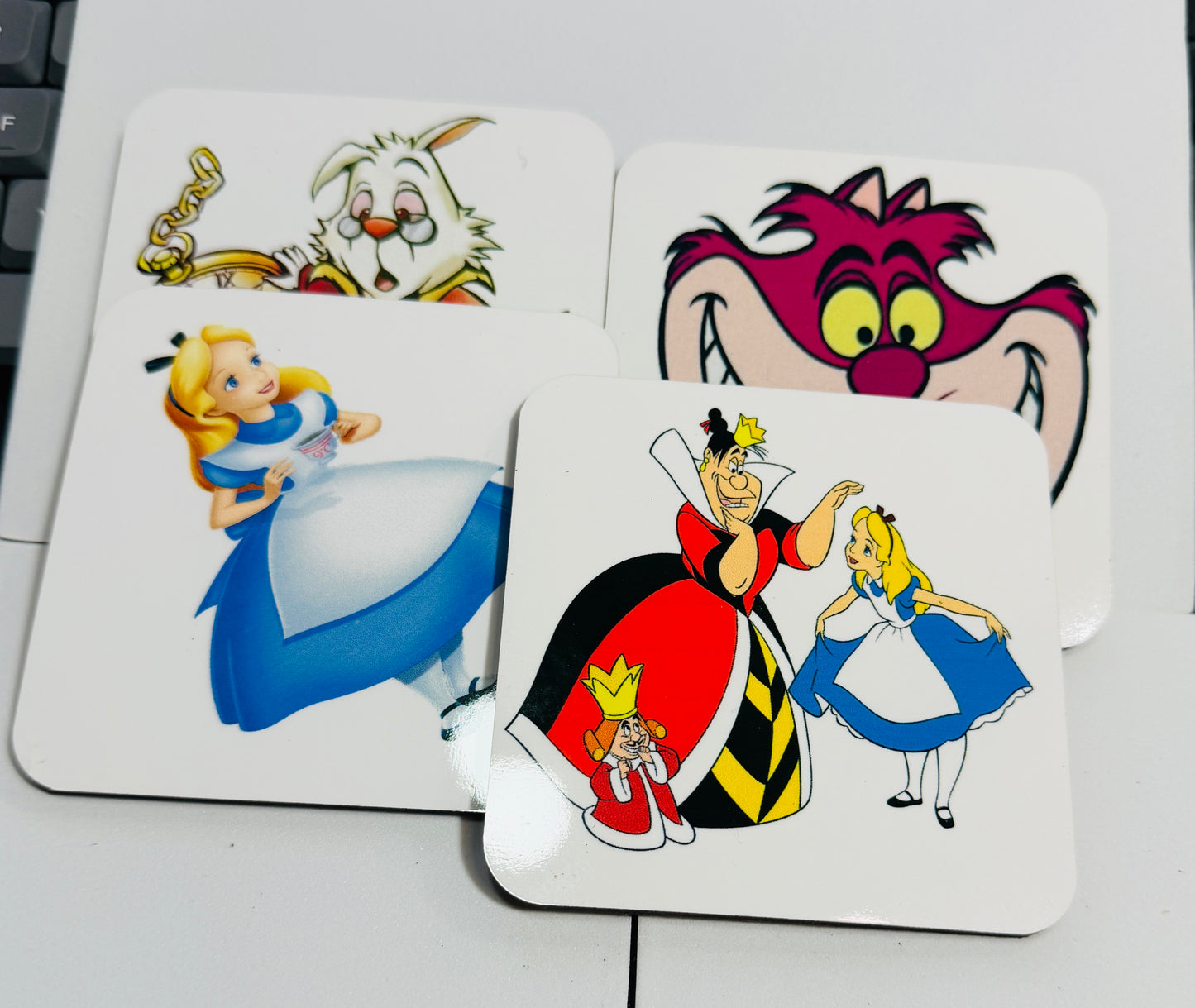 🌈 Alice in Wonderland Coaster Set – Colourful Fantasy Gift (Set of 4)