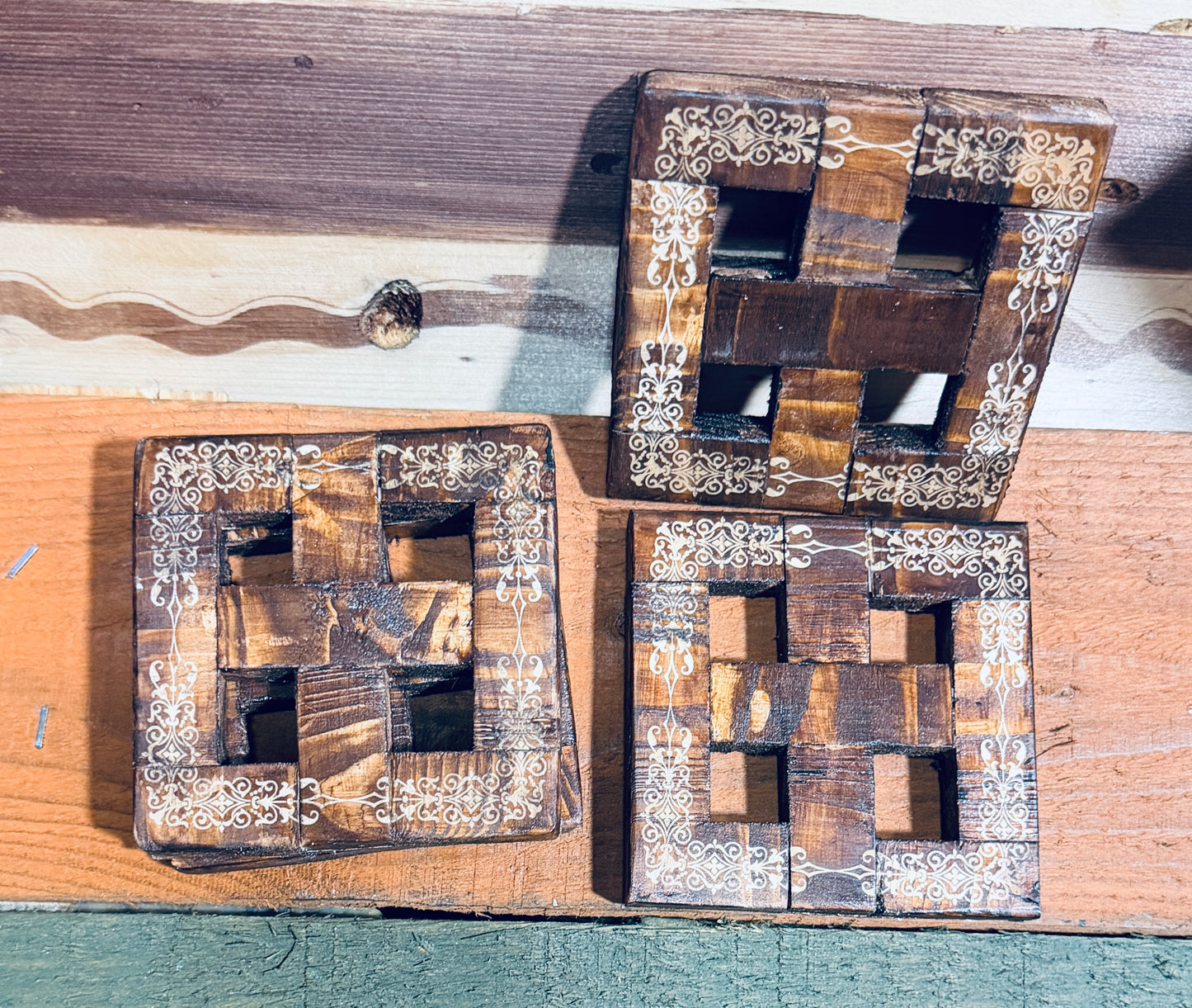 🪵 Square… but definitely not for squares