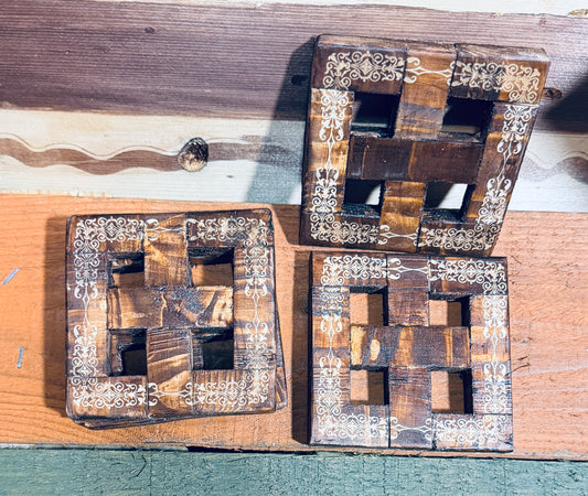🪵 Square… but definitely not for squares