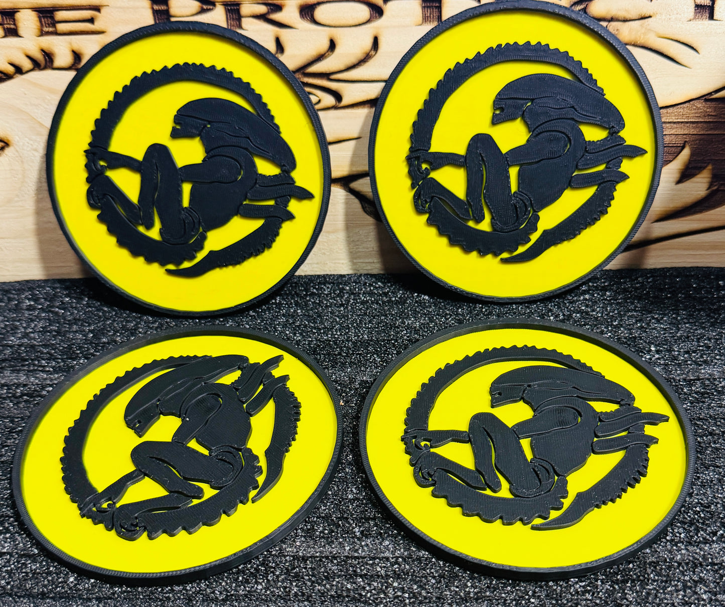 Alien coasters x4