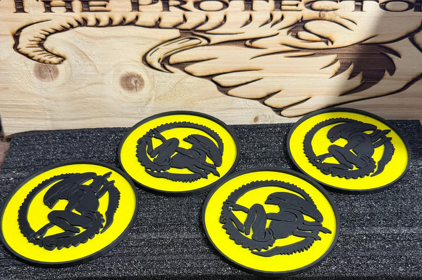 Alien coasters x4
